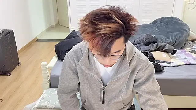 STxuguanhan online show from 11.21.25