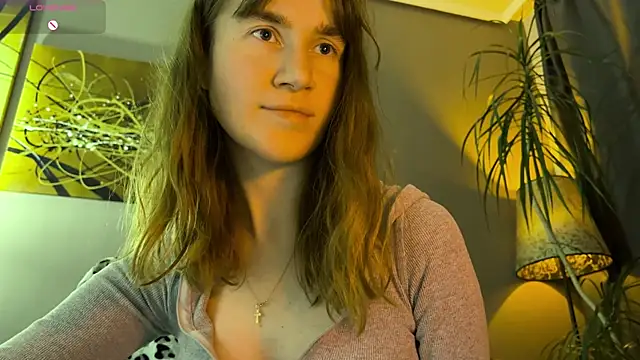 Snapshot of velina__ chatting on 12.14.25 velina online show from 12.14.25