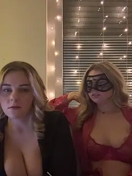 ItsLxsa online show from 04.07.26