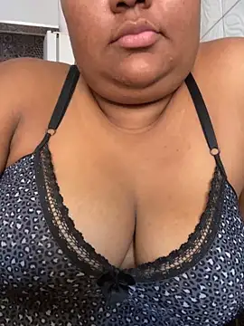 Snapshot of babyig chatting on 12.04.25 babyig online show from 12.04.25