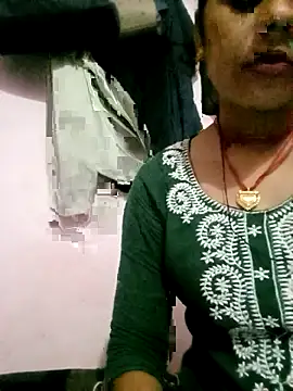 Hot tin74 online show from 09.29.25