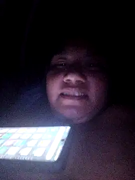 Snapshot of AriPMG chatting on 10.29.25 AriPMG online show from 10.29.25