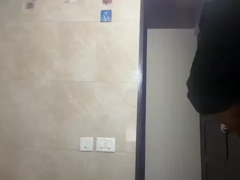 Snapshot of LustyDuoSecrets chatting on 11.04.25 LustyDuoSecrets online show from 11.04.25