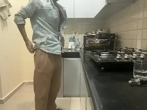 Snapshot of LustyDuoSecrets chatting on 11.05.25 LustyDuoSecrets online show from 11.05.25