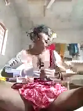 Snapshot of sadhna200 chatting on 10.26.25 sadhna200 online show from 10.26.25