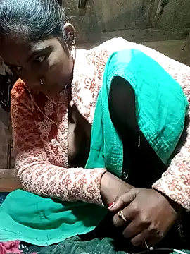 Snapshot of sadhna200 chatting on 11.01.25 sadhna200 online show from 11.01.25