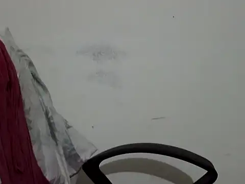 Snapshot of Mon-Luv chatting on 10.17.25 Mon-Luv online show from 10.17.25