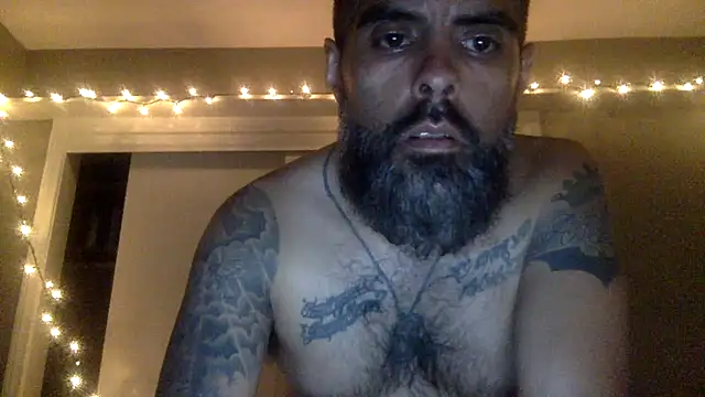 hornylatino702 online show from 05.05.26