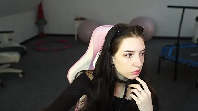 Snapshot of _Lili_054 chatting on 09.22.25 Lili 054 online show from 09.22.25