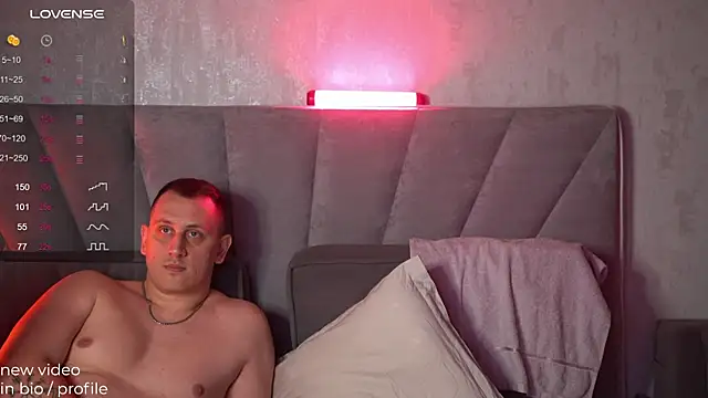 Snapshot of lemonnata chatting on 11.29.25 lemonnata online show from 11.29.25