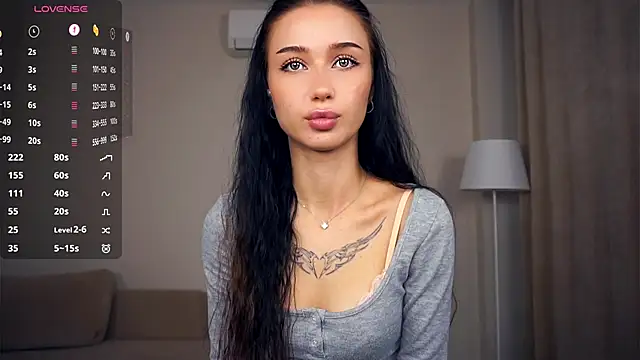 Snapshot of RendaBaatz chatting on 09.19.25 RendaBaatz online show from 09.19.25