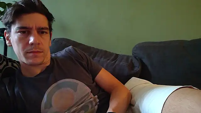 Snapshot of Ador_mask chatting on 09.17.25 Ador mask online show from 09.17.25