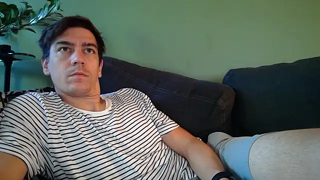 Snapshot of Ador_mask chatting on 09.20.25 Ador mask online show from 09.20.25