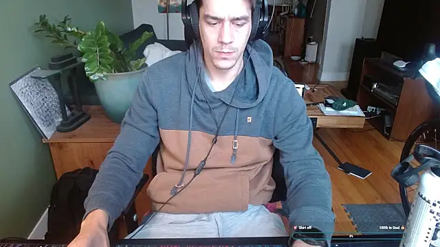 Snapshot of Ador_mask chatting on 11.25.25 Ador mask online show from 11.25.25