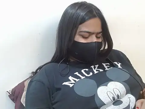 Snapshot of Nataliya_Singh chatting on 04.11.26 Nataliya Singh online show from 04.11.26