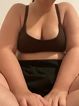 molligesteen online show from 12.20.25