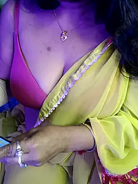 monaa-darling online show from 10.31.25