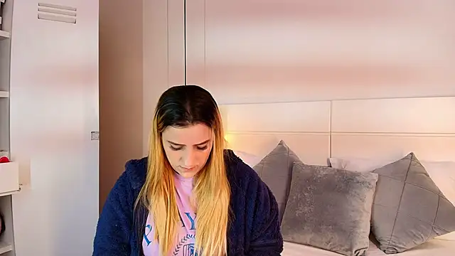 Dakota Megan 69 online show from 09.30.25