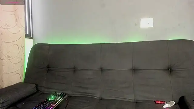 Luna sophya online show from 11.29.25