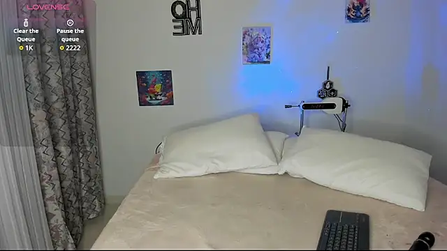 Natalia  Miller online show from 11.20.25