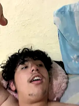 Casal-foda braba online show from 10.04.25