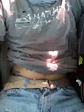 Snapshot of juniorl1 chatting on 09.08.25 juniorl1 online show from 09.08.25