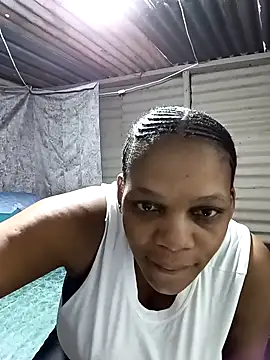 Snapshot of HappygalTheQueen chatting on 10.03.25 HappygalTheQueen online show from 10.03.25