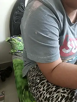 payal 261072  online show from 10.25.25