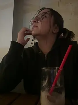 SarahCastro1  online show from 05.17.26