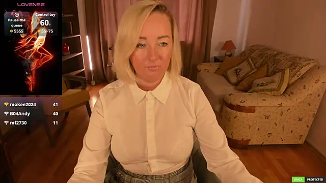 sexmom8 online show from 07.12.26