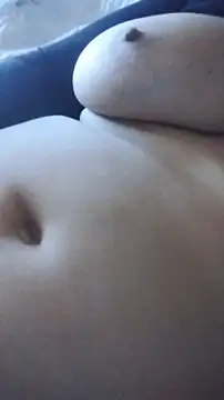 Snapshot of caldaevogliosa81 chatting on 10.30.25 caldaevogliosa81 online show from 10.30.25