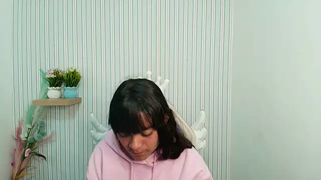 kataleya  18 online show from 01.08.26