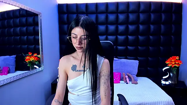 Dulce Miaa  online show from 06.13.26