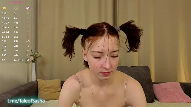 Snapshot of JuanaFriesz chatting on 12.03.25 JuanaFriesz online show from 12.03.25