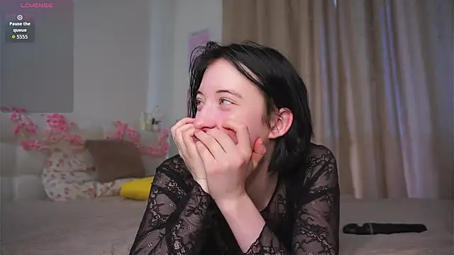 JuanaFriesz online show from 04.02.26