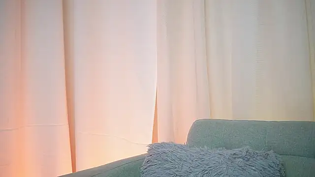 KendalDubai online show from 11.11.25