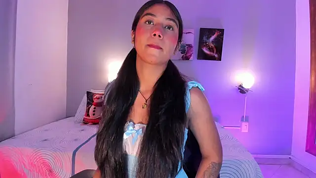 KimTayloor1 online show from 12.02.25