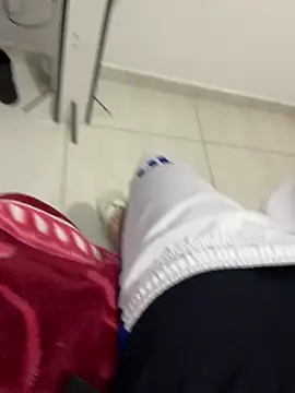 Snapshot of CaboMal chatting on 09.19.25 CaboMal online show from 09.19.25