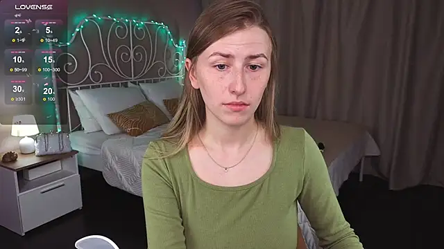 VesperaCeleste online show from 10.13.25