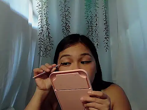 Zachariah 05 online show from 11.28.25