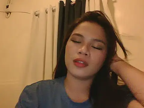 Snapshot of Zachariah_05 chatting on 06.28.26 Zachariah 05 online show from 06.28.26