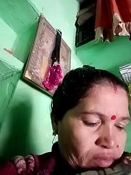 Snapshot of Manavi_x chatting on 11.15.25 Manavi x online show from 11.15.25