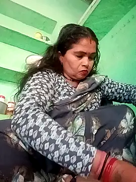 Snapshot of Manavi_x chatting on 11.23.25 Manavi x online show from 11.23.25