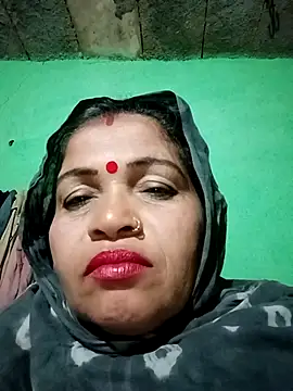 Snapshot of Manavi_x chatting on 12.16.25 Manavi x online show from 12.16.25