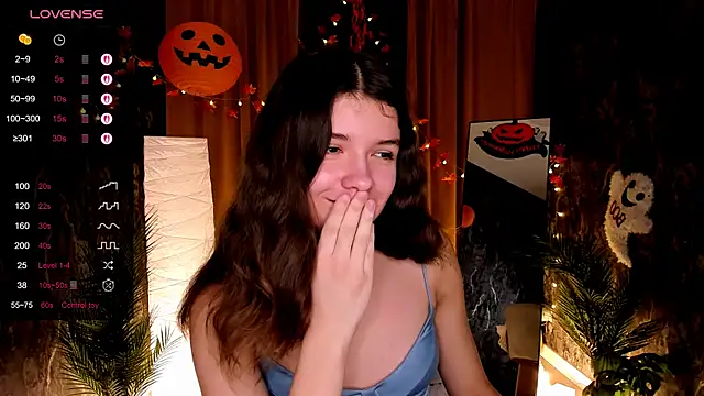 amy cute cat online show from 10.29.25