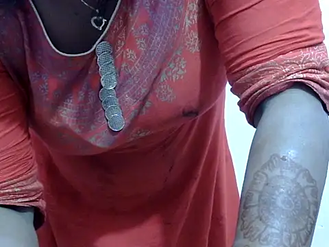 Snapshot of Rooshami_hot01 chatting on 09.23.25 Rooshami hot01 online show from 09.23.25