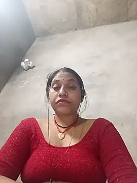 Snapshot of Sandhya_x chatting on 10.14.25 Sandhya x online show from 10.14.25