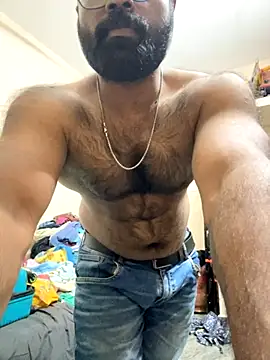 Snapshot of DJLOVE280825 chatting on 10.27.25 DJLOVE280825 online show from 10.27.25