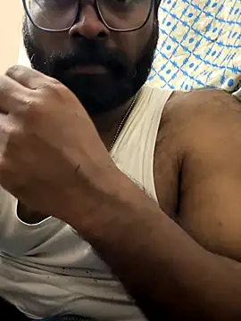 Snapshot of DJLOVE280825 chatting on 11.03.25 DJLOVE280825 online show from 11.03.25