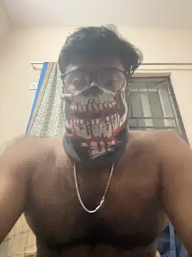 Snapshot of DJLOVE280825 chatting on 12.14.25 DJLOVE280825 online show from 12.14.25